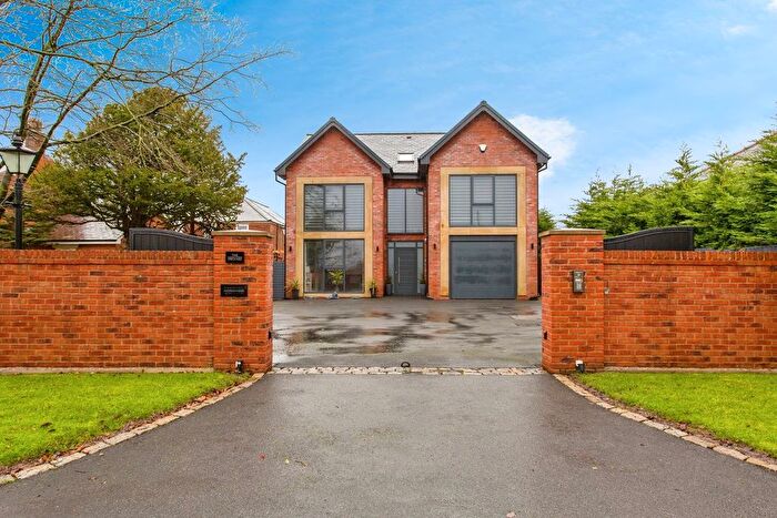 6 Bedroom Detached House For Sale In Haighton Green Lane, Haighton, Preston, PR2