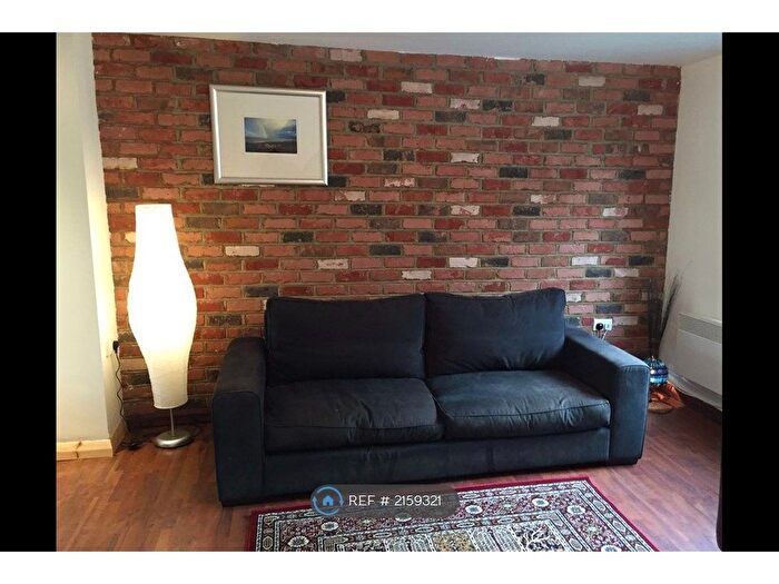 4 Bedroom Maisonette To Rent In Glengarnock Ave, London, E14