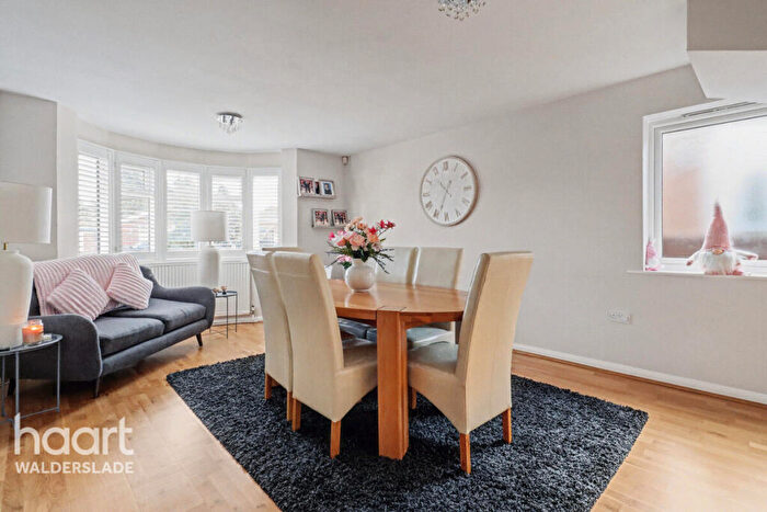 3 Bedroom Detached House For Sale In Kit Hill Avenue, Walderslade, ME5