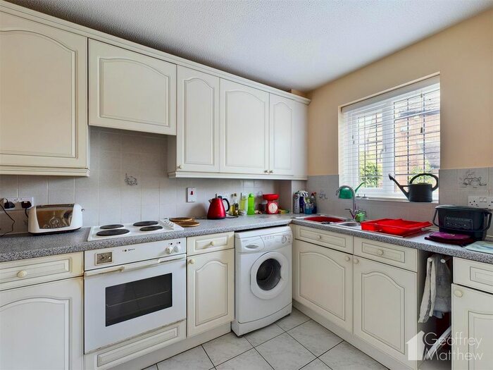 3 Bedroom Detached House For Sale In Pilkingtons, Church Langley, Harlow, CM17