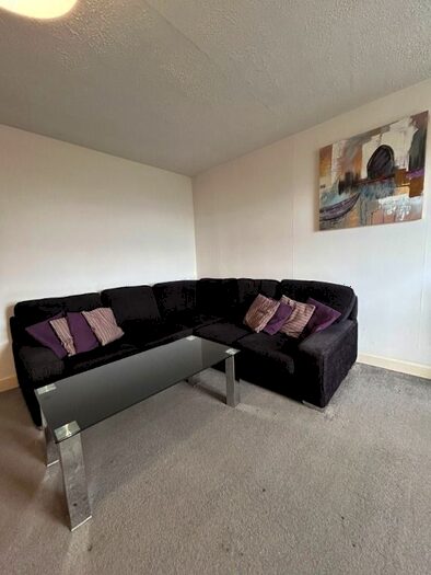 2 Bedroom Flat To Rent In Victoria Road, City Centre, Dundee, DD1