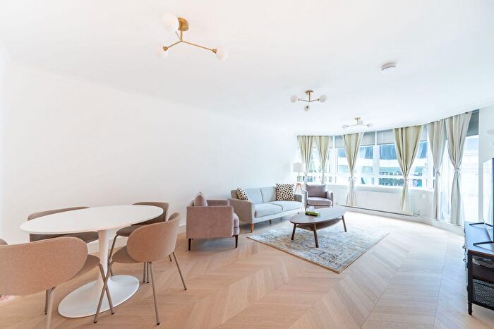 3 Bedroom Flat To Rent In Hyde Park Towers, Bayswater, London, W2