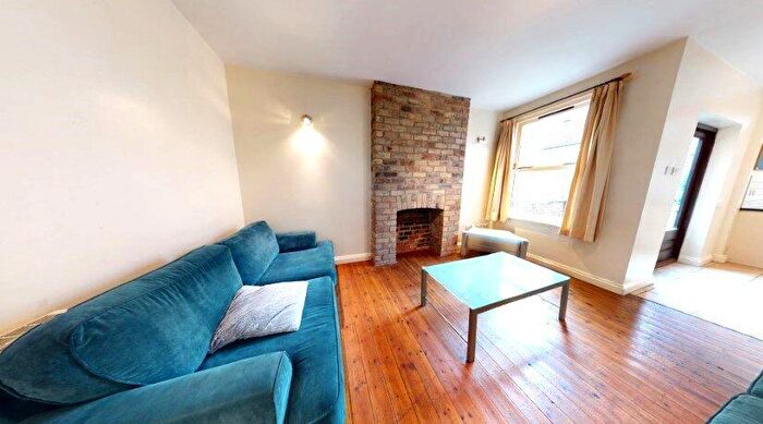 6 Bedroom Terraced House To Rent In Balfour Road, Lenton, Nottingham, NG7