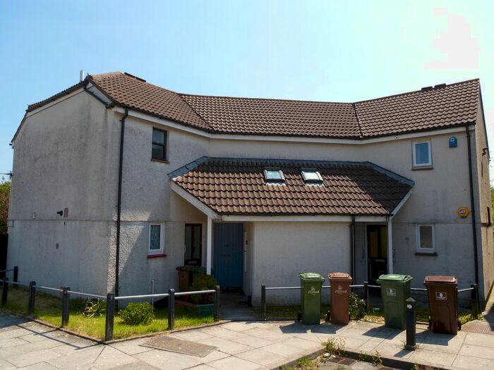 1 Bedroom Flat To Rent In Exeter Close, Ernesettle, Plymouth, PL5