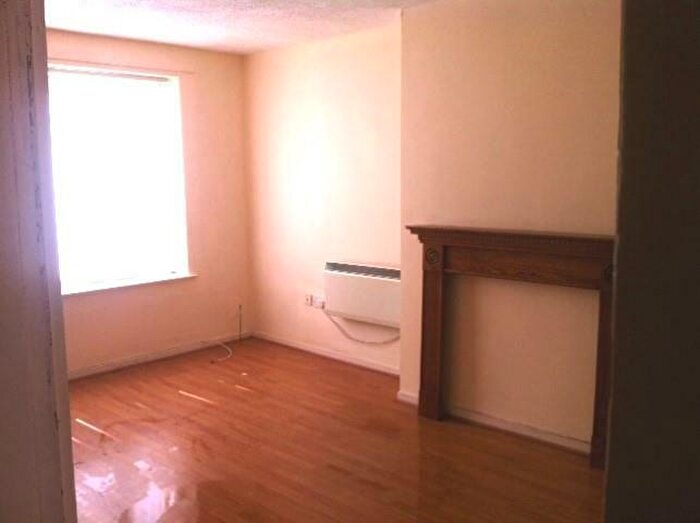 2 Bedroom Maisonette For Sale In Calling Investors. Through Our Auction Partners A, L11