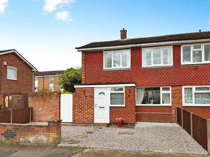 2 Bedroom Semi Detached House For Sale In Dellfield Avenue, Lincoln, LN6