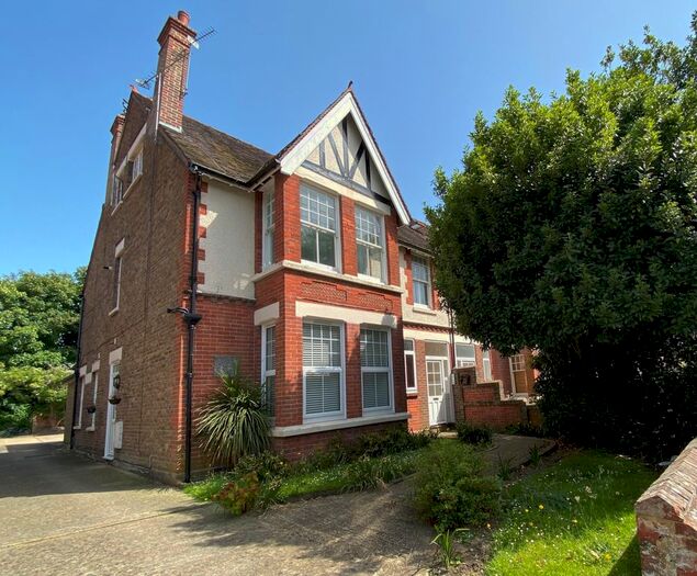 Studio To Rent In Goda Road, Littlehampton, BN17