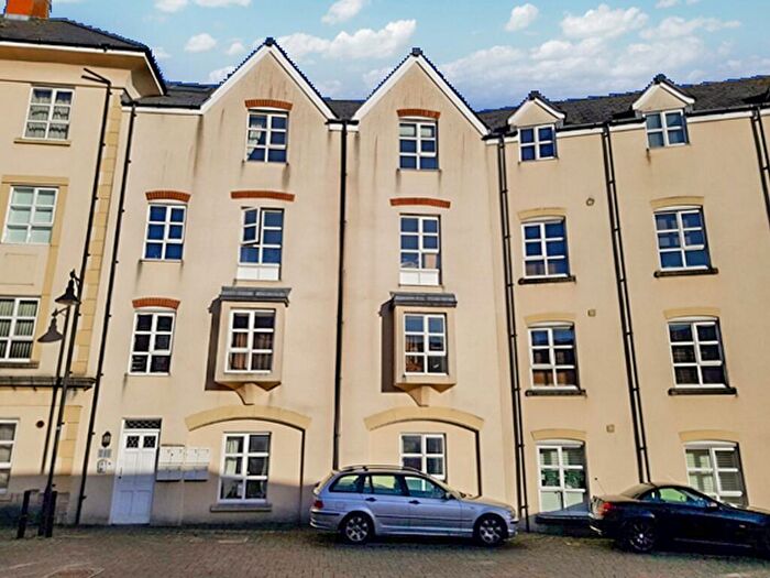 1 Bedroom Apartment To Rent In Zakopane Road, Swindon, Wiltshire, SN25