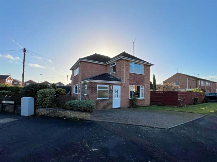 3 Bedroom Detached House For Sale In Pembroke Way, Stourport-On-Severn, DY13