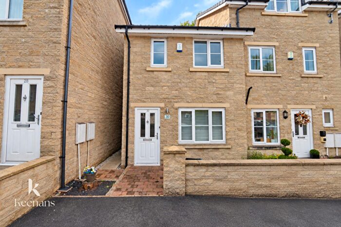2 Bedroom End Of Terrace House To Rent In Clifton Square, Burnley, BB12