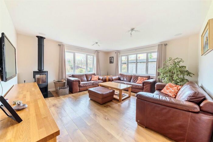 4 Bedroom Detached House To Rent In Brook Lane, Plaxtol, Sevenoaks, Kent, TN15