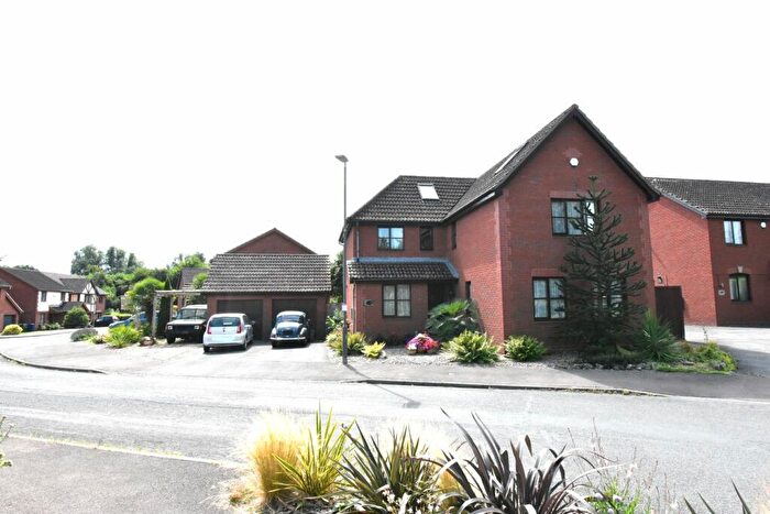 6 Bedroom Detached House For Sale In Mowbray Avenue, Tewkesbury, GL20