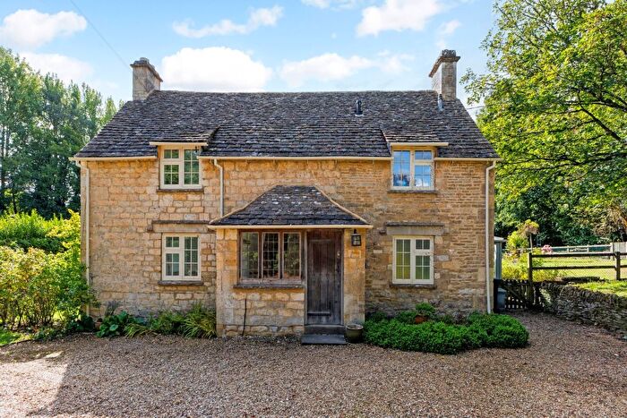 3 Bedroom Cottage To Rent In Rendcomb, Cirencester, GL7