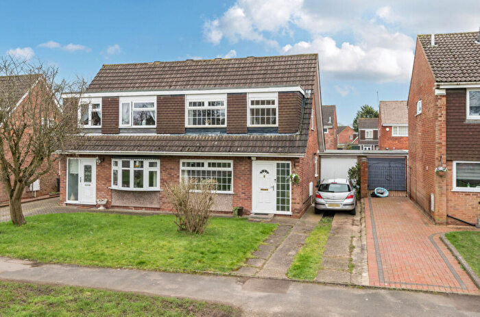 3 Bedroom Semi Detached House For Sale In School Road, Yardley Wood, B14