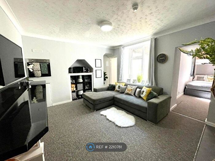 1 Bedroom Flat To Rent In Brighton, Brighton, BN2