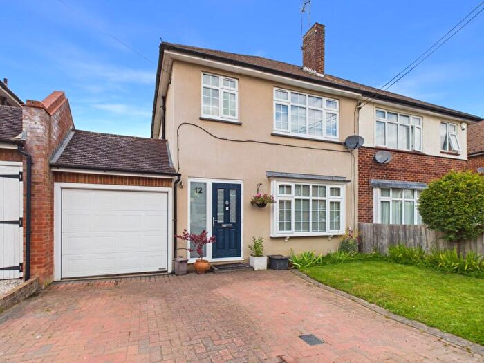 3 Bedroom Semi-Detached House For Sale In Little Reeves Avenue, Amersham, Buckinghamshire, HP7