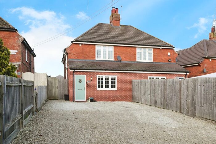 4 Bedroom Semi-Detached House For Sale In Station Road, North Kilworth, Lutterworth, LE17