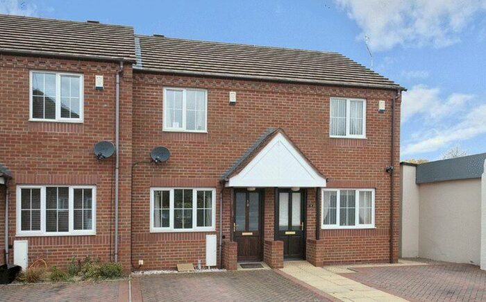 2 Bedroom Terraced House To Rent In Overman Close, Stourbridge, DY9