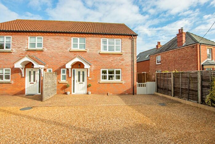 3 Bedroom Semi-Detached House For Sale In Station Road, Dersingham, PE31