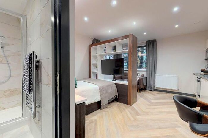 Studio To Rent In Belgrave Street, Leeds, LS2