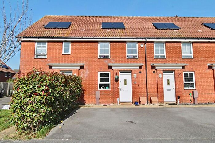 2 Bedroom Terraced House For Sale In Cockerell Close, Lee-on-the-Solent, PO13