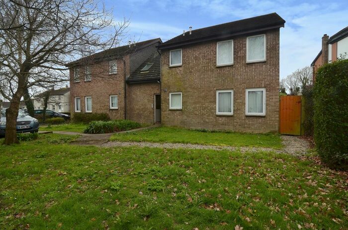 1 Bedroom Flat For Sale In Kernow Close, Torpoint, Cornwall, PL11