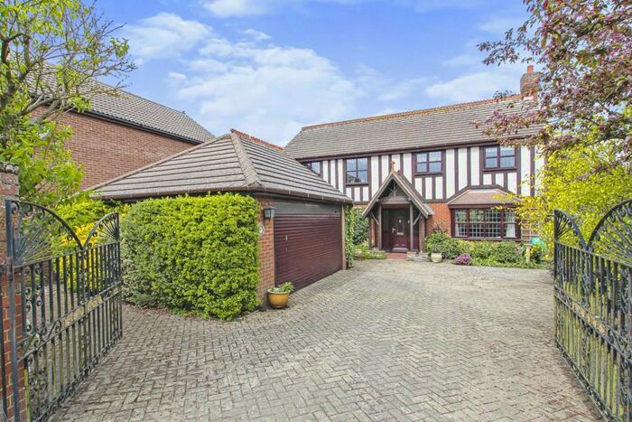 5 Bedroom Detached House For Sale In Pymore Lane, Pymoor, Ely, CB6