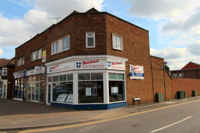 2 Bedroom Flat To Rent In Queensway, Bletchley, MK2