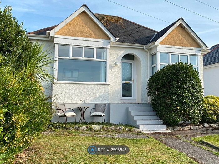 2 Bedroom Bungalow To Rent In North Parade, Falmouth, TR11