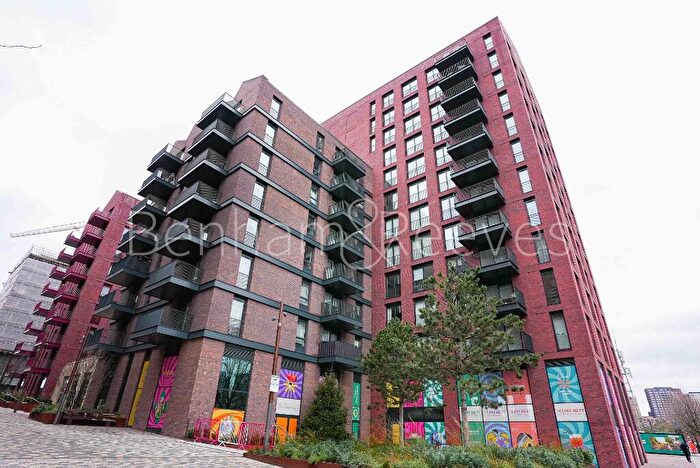 1 Bedroom Apartment To Rent In Hawser Lane, Poplar Riverside, E14