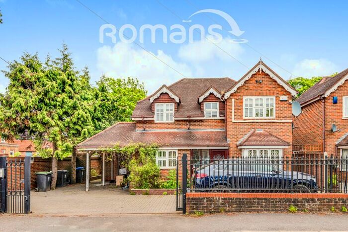 4 Bedroom Detached House To Rent In Delaford Close, Iver, SL0