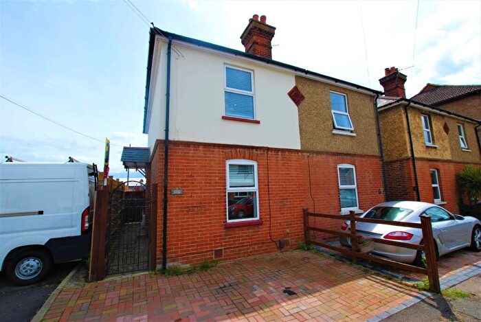 3 Bedroom Semi-Detached House To Rent In Mangles Road, Guildford, Surrey, GU1