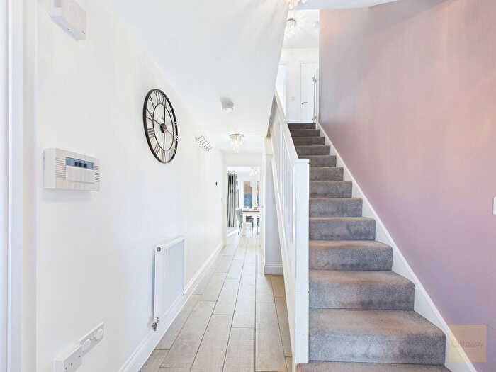 4 Bedroom Detached House For Sale In Boyfield Crescent, Stamford, PE9