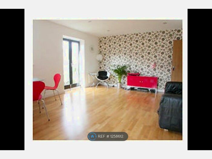 1 Bedroom Flat To Rent In Blackfriars Court, Newcastle Upon Tyne NE1