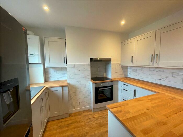 2 Bedroom Terraced House To Rent In Farnborough Road, Farnham, Surrey, GU9