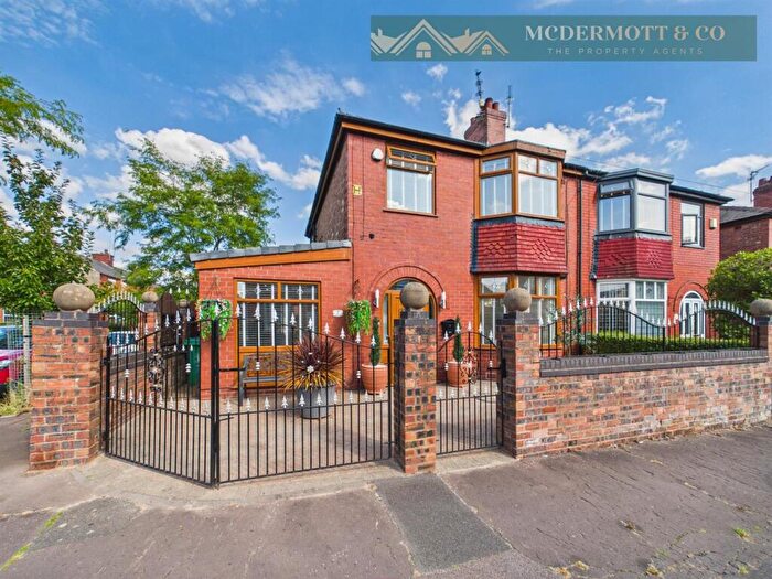 3 Bedroom Semi Detached House For Sale In Ingham Street, Clayton Bridge, M40