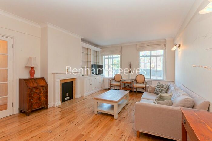 2 Bedroom Flat To Rent In Brompton Road, South Kensington, SW3
