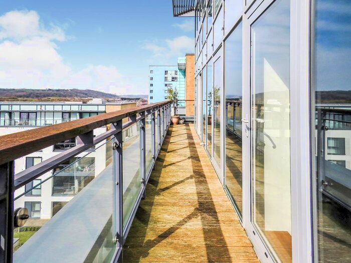 2 Bedroom Flat To Rent In Ferry Court, Cardiff, CF11