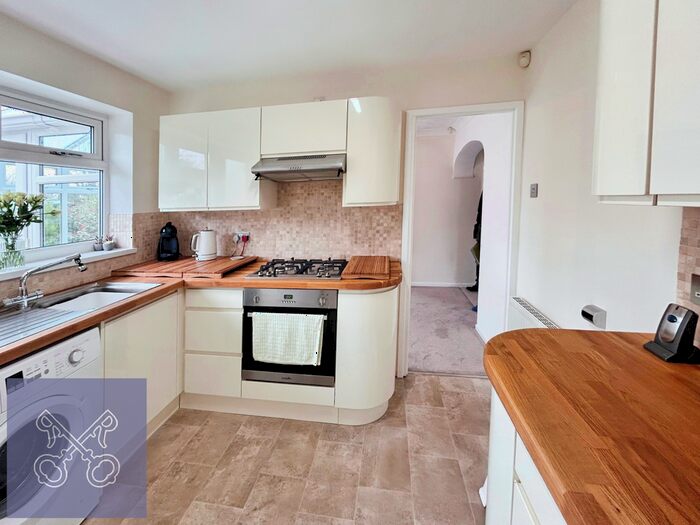 2 Bedroom Bungalow For Sale In Brevere Road, Hedon, Hull, East Yorkshire, HU12