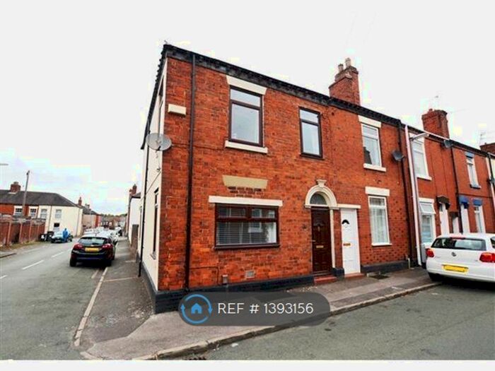 3 Bedroom End Of Terrace House To Rent In Lily Street, Newcastle-Under-Lyme, ST5