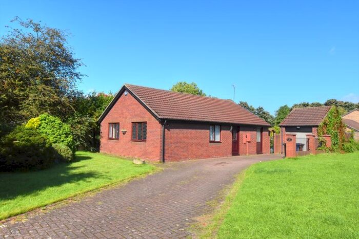 3 Bedroom Bungalow To Rent In Broadwell Court, South Gosforth, Newcastle Upon Tyne, NE3