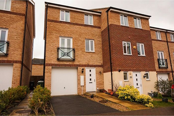 3 Bedroom Property To Rent In Teasel Way, Peterborough, PE7