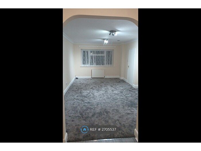 3 Bedroom Terraced House To Rent In Percival Road, Eastbourne, BN22