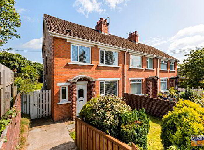 3 Bedroom End Of Terrace House For Sale In Moss Road, Lisburn, BT27