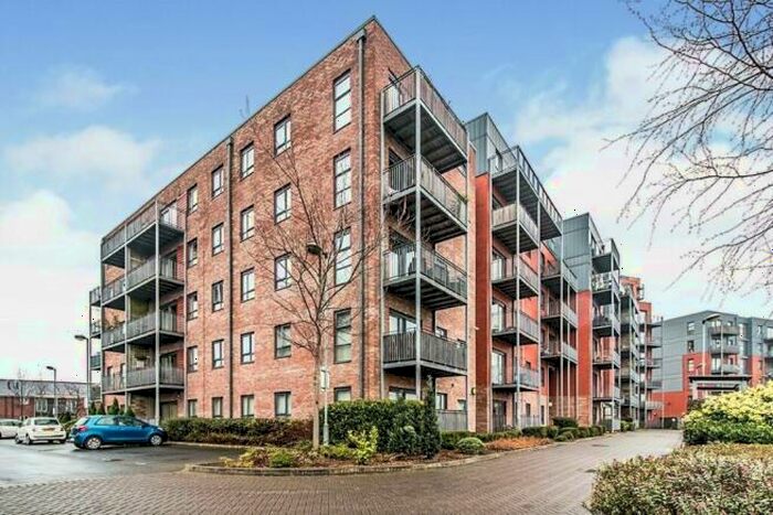 2 Bedroom Flat To Rent In The Waterfront, Manchester, M11