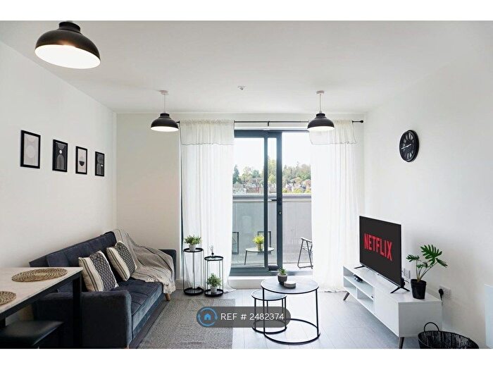 1 Bedroom Flat To Rent In Madison Court, Hemel Hempstead, HP1