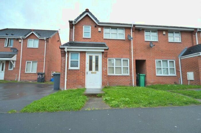 3 Bedroom Semi-Detached House To Rent In Signal Dr, Monsall, Manchester, M40