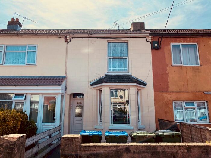 1 Bedroom Flat To Rent In Ludlow Road, Itchen, Southampton, SO19