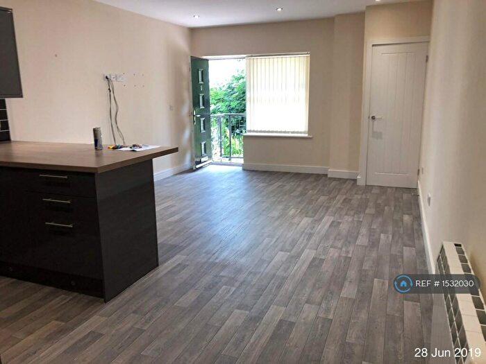 1 Bedroom Flat To Rent In High Street, Great Houghton, Barnsley, S72