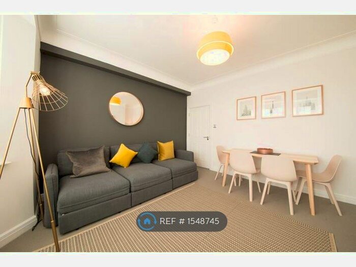 2 Bedroom Flat To Rent In Maida Vale, London, W9